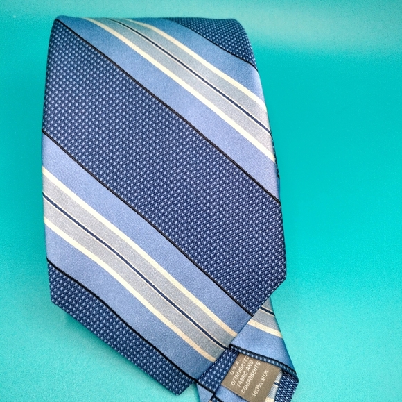 Daniel CREMIEUX Archive Collection Men's 100% Silk Tie Necktie Blue Stripes - Picture 9 of 9